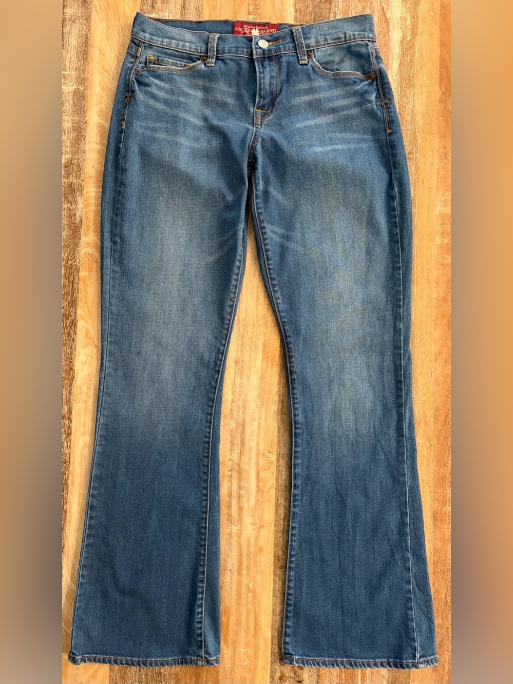 Lucky Brand Sofia Boot Cut Jeans Y2K Boho Size 8 / 29 Medium Wash Western Flare